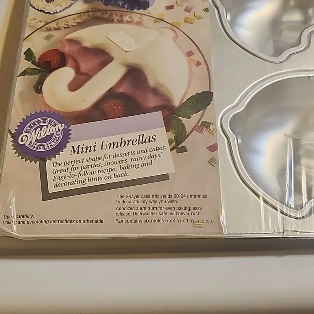 1994 Wilton Silver Mini Umbrella Baking Pan